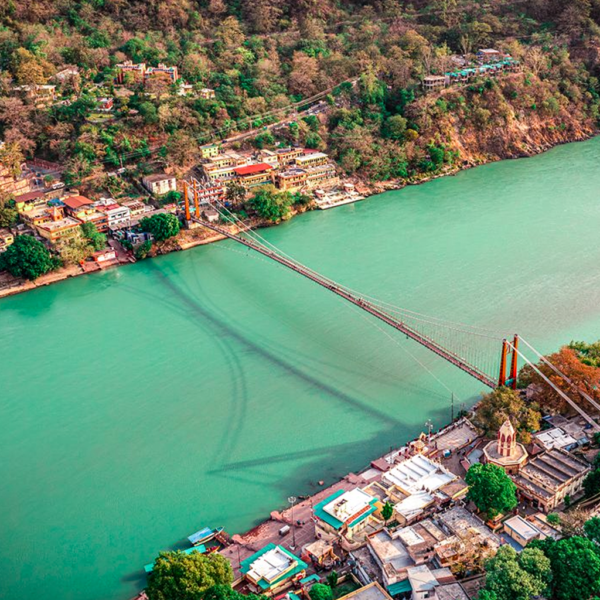 Uttarakhand Travel Guide – Top Places, Food & Things to Do