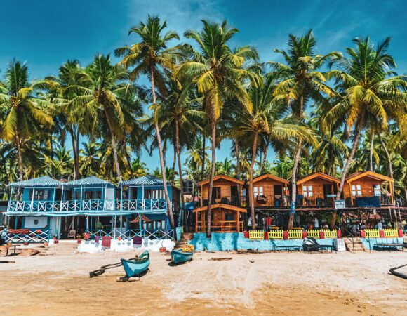 Goa Travel Guide – Top Beaches, Food, and Things to Do