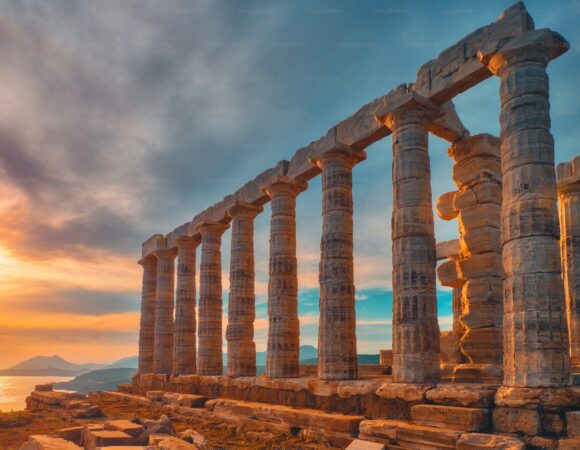 Greece Travel Guide 2025 – Islands, History & Indian Food