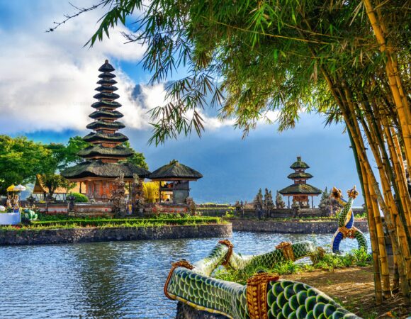 Bali Travel Guide 2025 – What to See, Do & Eat